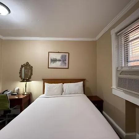 The Baron Hotel-3